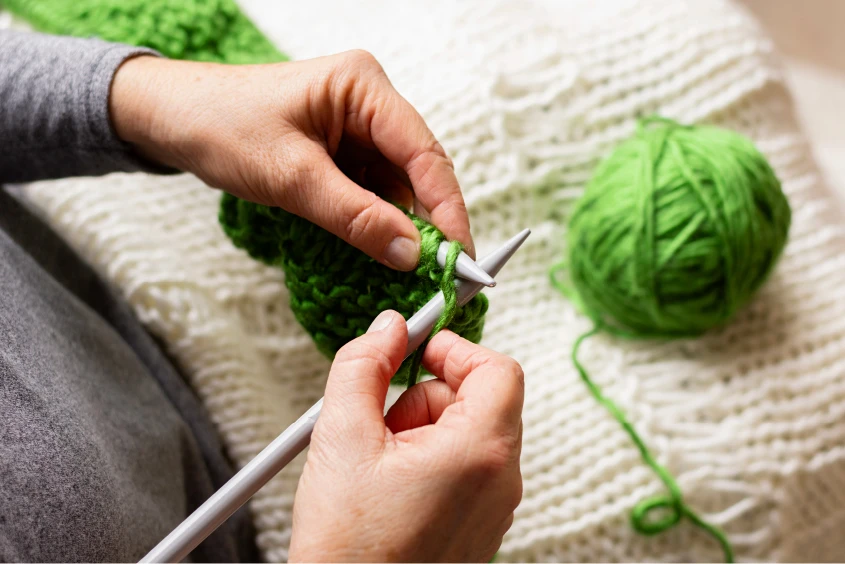 Knitted Fabric The structure of knitted fabric is formed into loops using wales threads such as Tricot, Lace Fabric, and Courses threads such as Pique, Fleece Fabric